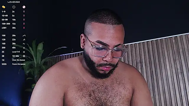 Snapshot of DilanJonnes_ chatting on 01.10.25 DilanJonnes online show from 01.10.25