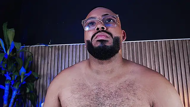 Snapshot of DilanJonnes_ chatting on 02.17.25 DilanJonnes online show from 02.17.25