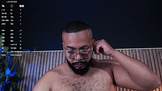 Snapshot of DilanJonnes_ chatting on 02.28.25 DilanJonnes online show from 02.28.25