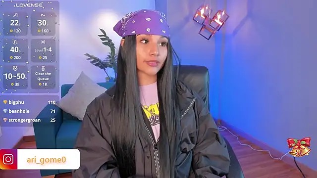 Snapshot of ArigyGomez chatting on 12.30.24 ArigyGomez online show from 12.30.24