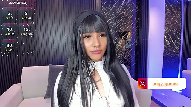 Snapshot of ArigyGomez chatting on 02.27.25 ArigyGomez online show from 02.27.25