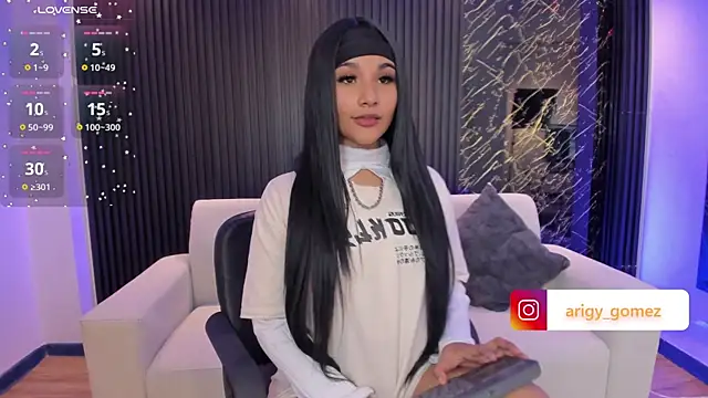 Snapshot of ArigyGomez chatting on 02.27.25 ArigyGomez online show from 02.27.25