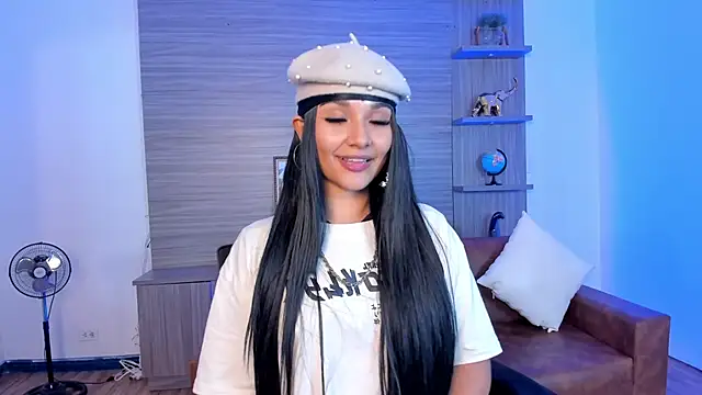Snapshot of ArigyGomez chatting on 03.05.25 ArigyGomez online show from 03.05.25