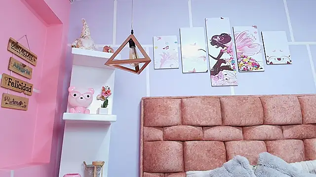 katecooper online show from 02.01.25