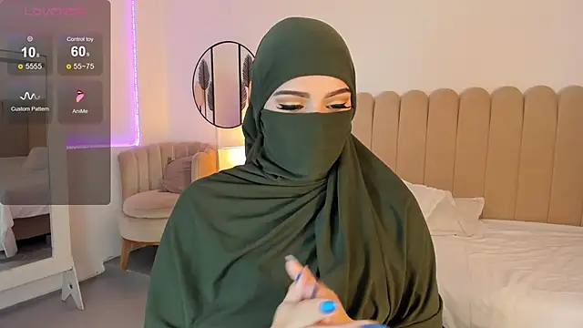 Snapshot of anna-henao chatting on 03.03.25 anna-henao online show from 03.03.25