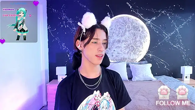 Snapshot of JasperCooper_ chatting on 12.24.24 JasperCooper  online show from 12.24.24