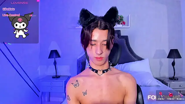 Snapshot of JasperCooper_ chatting on 01.05.25 JasperCooper  online show from 01.05.25