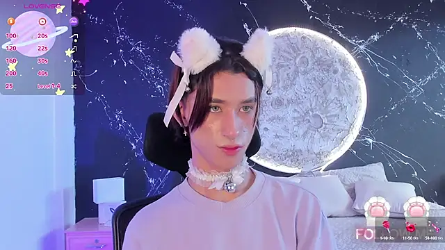 Snapshot of JasperCooper_ chatting on 01.10.25 JasperCooper  online show from 01.10.25