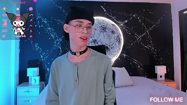 Snapshot of JasperCooper_ chatting on 02.04.25 JasperCooper  online show from 02.04.25