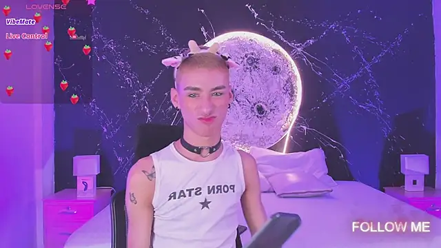 Snapshot of JasperCooper_ chatting on 02.26.25 JasperCooper  online show from 02.26.25