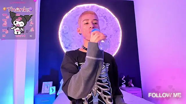 Snapshot of JasperCooper_ chatting on 03.06.25 JasperCooper  online show from 03.06.25