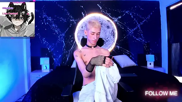 Snapshot of JasperCooper_ chatting on 03.11.25 JasperCooper  online show from 03.11.25