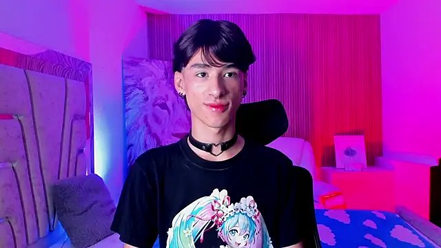 Snapshot of JasperCooper_ chatting on 10.18.25 JasperCooper  online show from 10.18.25