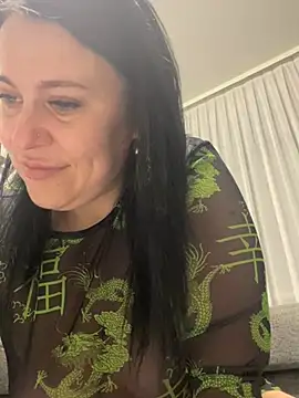 Snapshot of CuteNata chatting on 02.24.25 CuteNata online show from 02.24.25