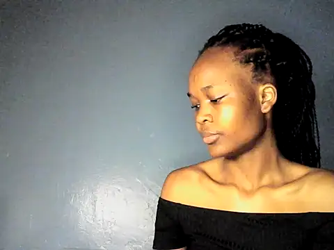 Snapshot of cyberbunnie chatting on 12.29.24 cyberbunnie online show from 12.29.24