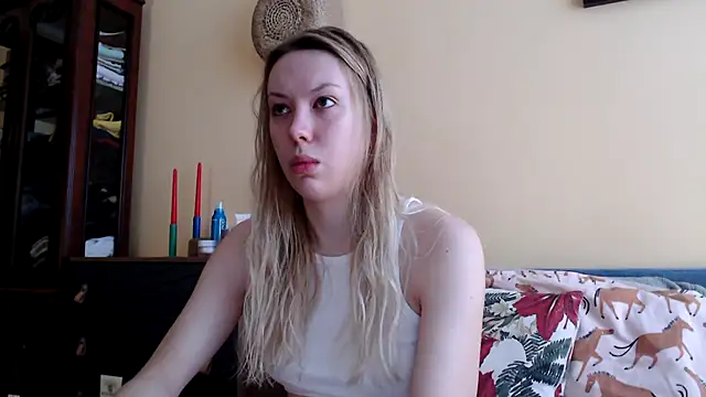 Snapshot of Scarlettford chatting on 12.11.24 Scarlettford online show from 12.11.24