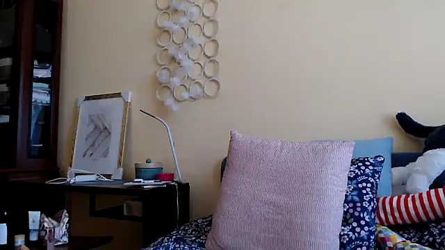 Snapshot of Scarlettford chatting on 03.16.25 Scarlettford online show from 03.16.25