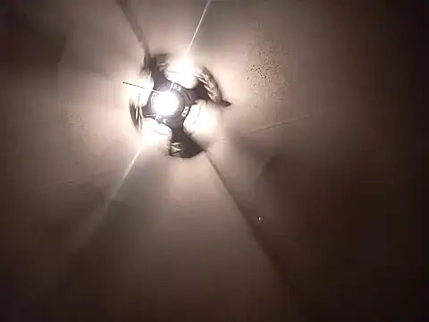 Snapshot of Xoc8_ chatting on 01.07.25 Xoc8 online show from 01.07.25