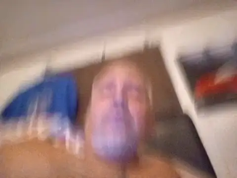 Snapshot of Xoc8_ chatting on 01.31.25 Xoc8 online show from 01.31.25