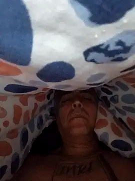 Snapshot of Xoc8_ chatting on 10.08.25 Xoc8 online show from 10.08.25