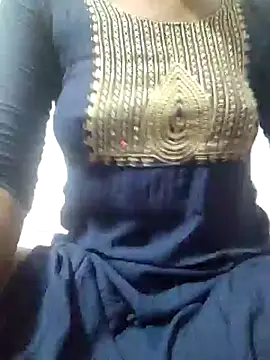 Snapshot of rituporna2004 chatting on 12.26.24 rituporna2004 online show from 12.26.24