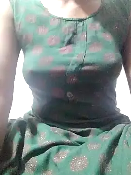 Snapshot of rituporna2004 chatting on 01.20.25 rituporna2004 online show from 01.20.25