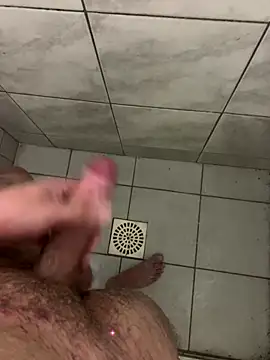 Snapshot of jhnn_ chatting on 09.11.25 jhnn  online show from 09.11.25