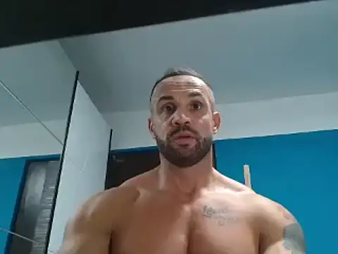 Snapshot of Magnificmuscles89 chatting on 12.03.24 Magnificmuscles89 online show from 12.03.24