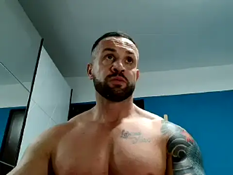 Snapshot of Magnificmuscles89 chatting on 02.03.25 Magnificmuscles89 online show from 02.03.25