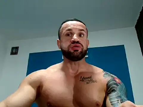 Snapshot of Magnificmuscles89 chatting on 02.23.25 Magnificmuscles89 online show from 02.23.25