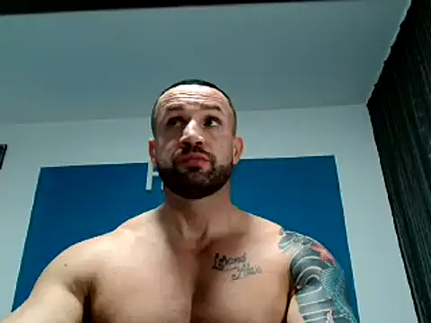 Snapshot of Magnificmuscles89 chatting on 03.02.25 Magnificmuscles89 online show from 03.02.25