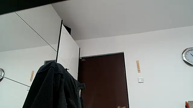 Snapshot of Magnificmuscles89 chatting on 10.29.25 Magnificmuscles89 online show from 10.29.25