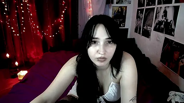Snapshot of Tricky_Vicky666 chatting on 03.07.25 Tricky Vicky666 online show from 03.07.25