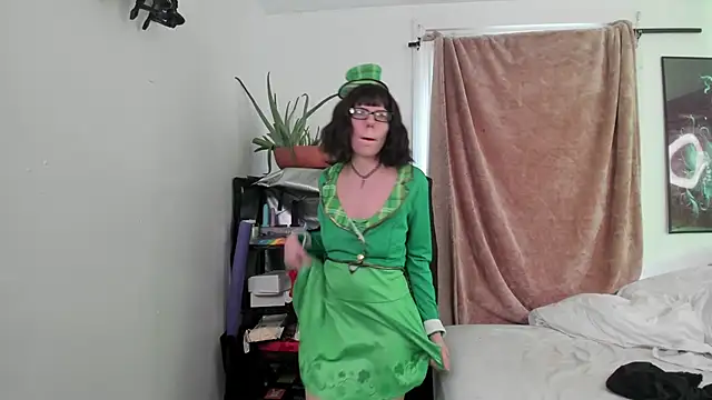 Snapshot of SaraDesirexo chatting on 03.17.25 SaraDesirexo online show from 03.17.25