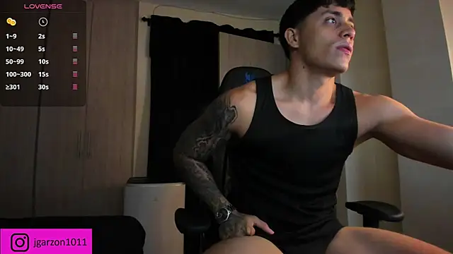 Snapshot of _joansoto chatting on 03.02.25  joansoto online show from 03.02.25