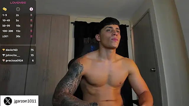 Snapshot of _joansoto chatting on 03.02.25  joansoto online show from 03.02.25