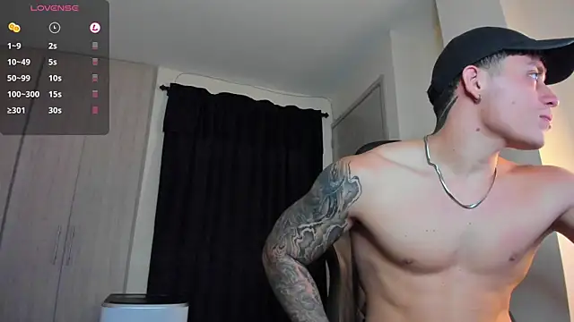 Snapshot of _joansoto chatting on 03.15.25  joansoto online show from 03.15.25