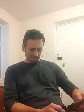 Snapshot of Viause_Kentauelle chatting on 02.08.25 Viause Kentauelle online show from 02.08.25