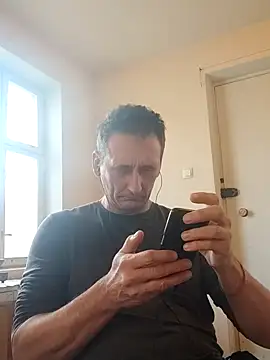 Snapshot of Viause_Kentauelle chatting on 03.05.25 Viause Kentauelle online show from 03.05.25