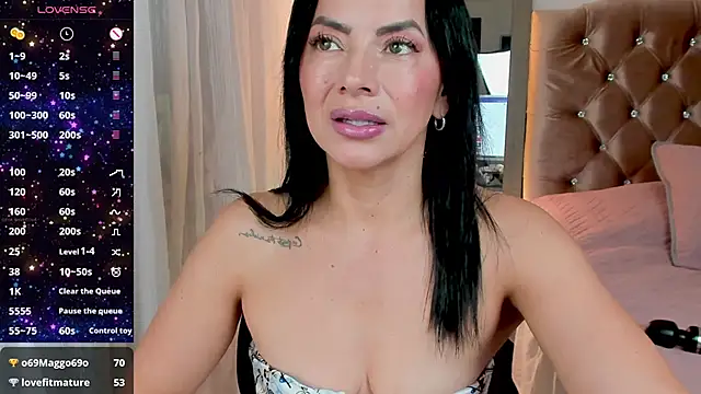 veronika naughty online show from 12.10.24