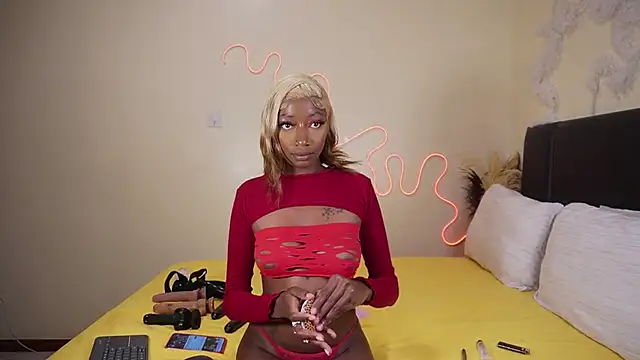  Watuluv  online show from 01.30.25