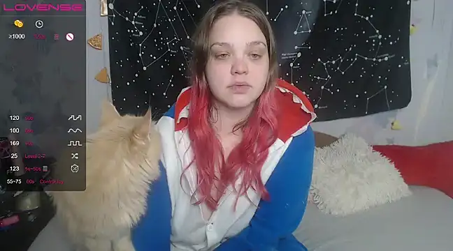 Snapshot of darling_tony chatting on 12.08.24 darling tony online show from 12.08.24