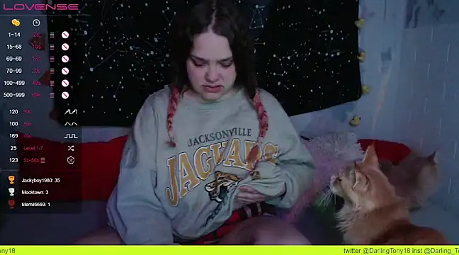 Snapshot of darling_tony chatting on 02.06.25 darling tony online show from 02.06.25