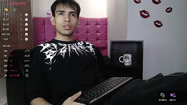 Snapshot of zack_thunder chatting on 12.23.24 zack thunder online show from 12.23.24