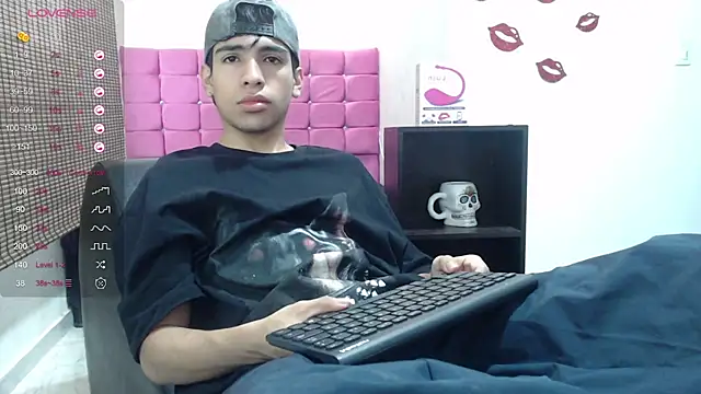 Snapshot of zack_thunder chatting on 01.09.25 zack thunder online show from 01.09.25