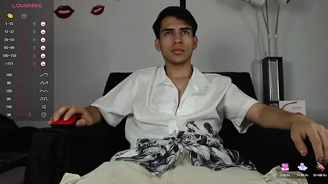 Snapshot of zack_thunder chatting on 02.27.25 zack thunder online show from 02.27.25