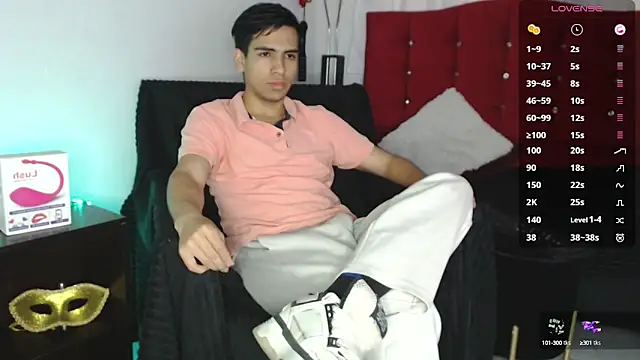 Snapshot of zack_thunder chatting on 09.11.25 zack thunder online show from 09.11.25