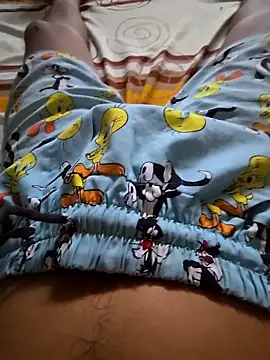 Snapshot of YAMPIER055 chatting on 11.10.25 YAMPIER055 online show from 11.10.25