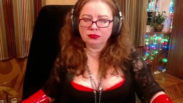 Miss Tress online show from 10.13.25