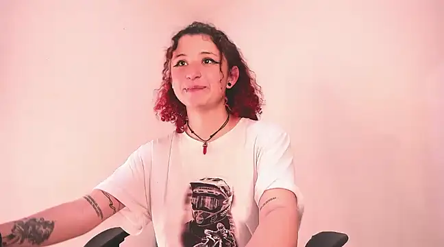 Snapshot of valent_27 chatting on 02.21.25 valent 27 online show from 02.21.25